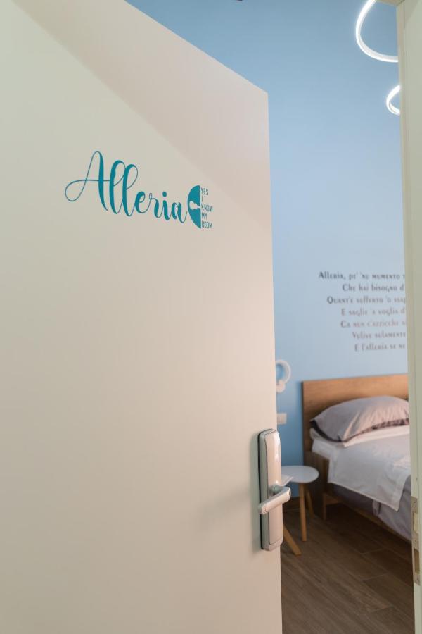 Yes I Know My Room - Storico Naples Exterior photo